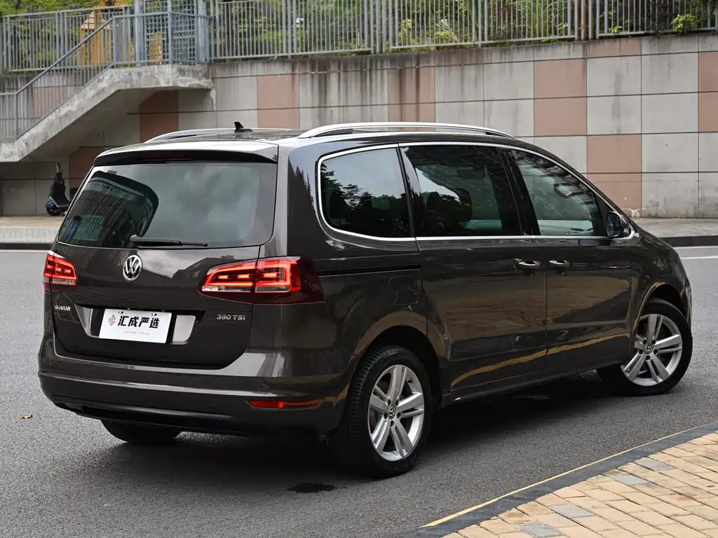 Volkswagen Xia 2018 380TSI 7 мест