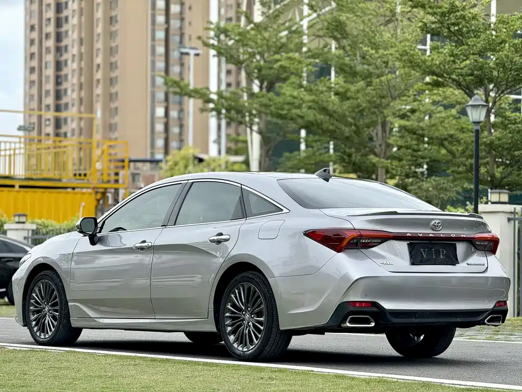Toyota Avalon 2019 2.5L Touring Luxury V