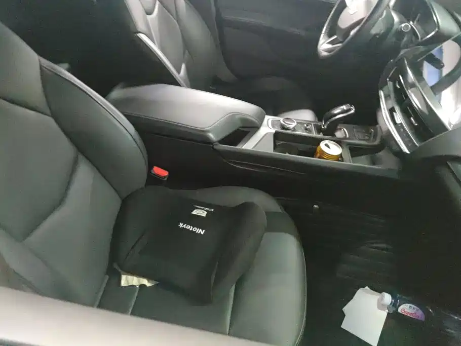 Cadillac CT5 — миниатюра 8