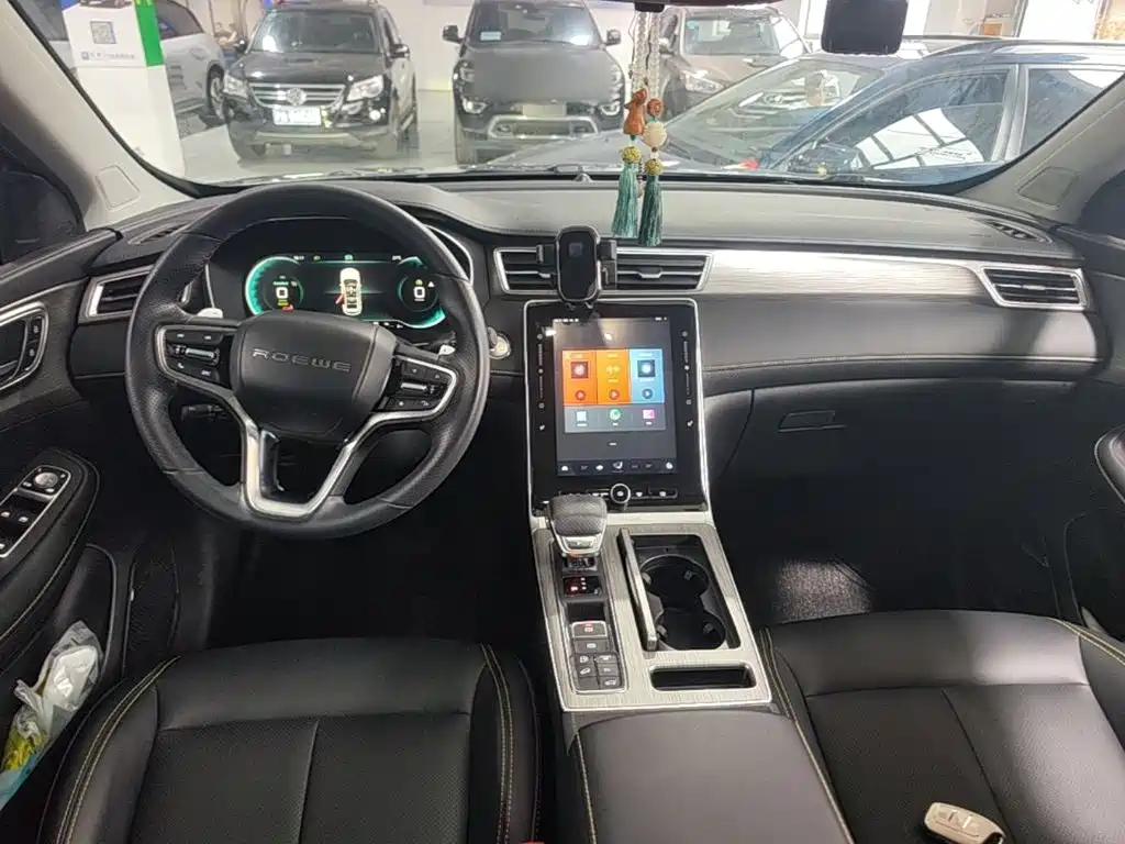 Roewe RX5 New Energy — миниатюра 10