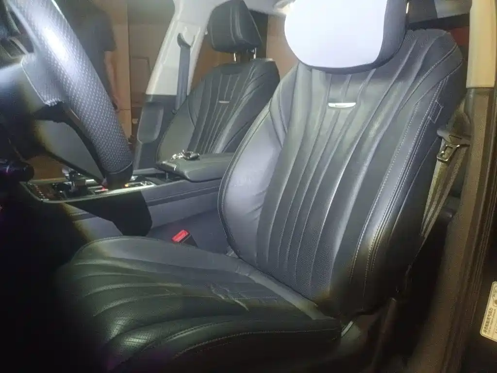 Hongqi Hongqi H5 — миниатюра 8