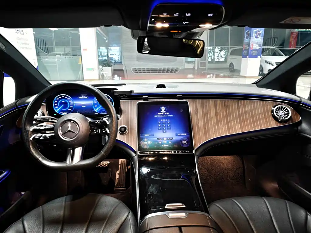 Mercedes-Benz EQE — миниатюра 9