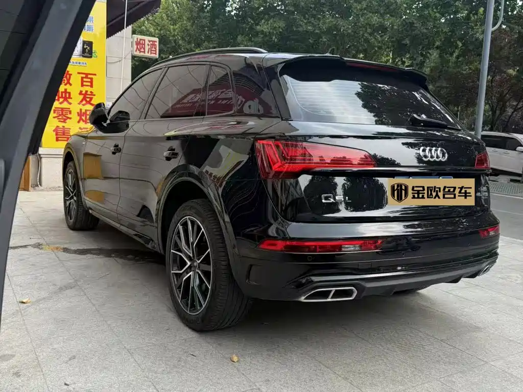 Audi Q5L — миниатюра 3