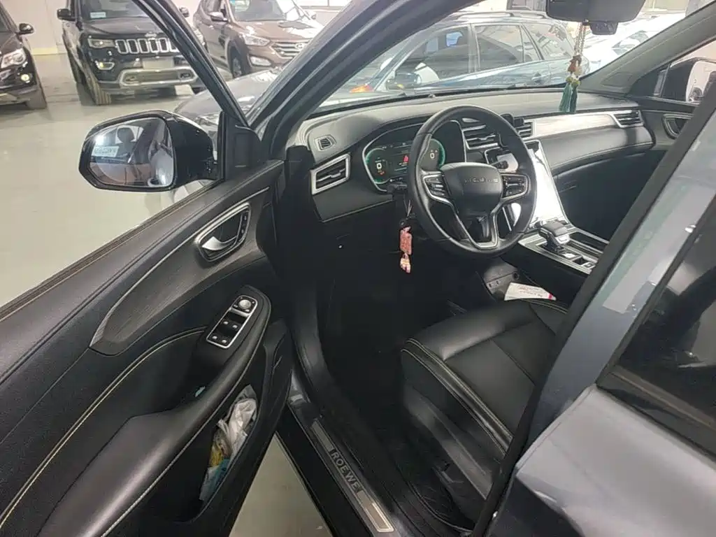 Roewe RX5 New Energy — миниатюра 16