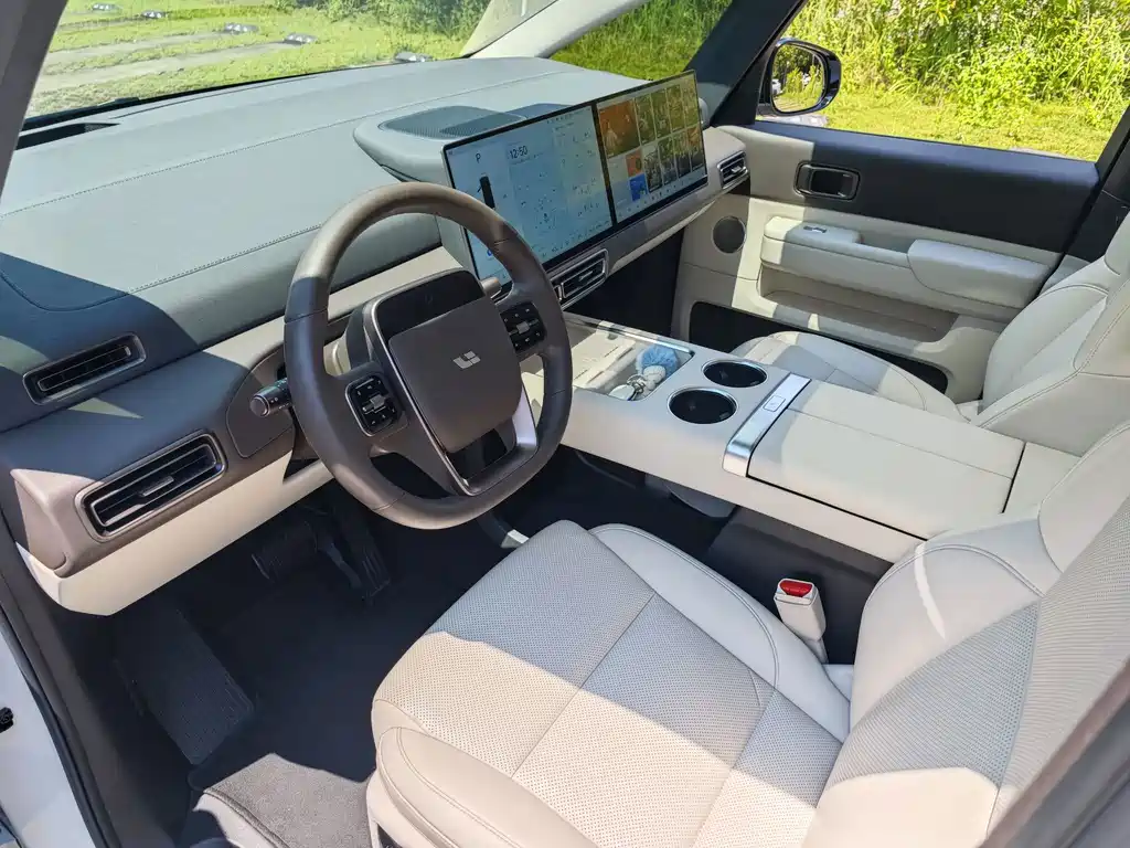 Li Auto Li MEGA — миниатюра 12