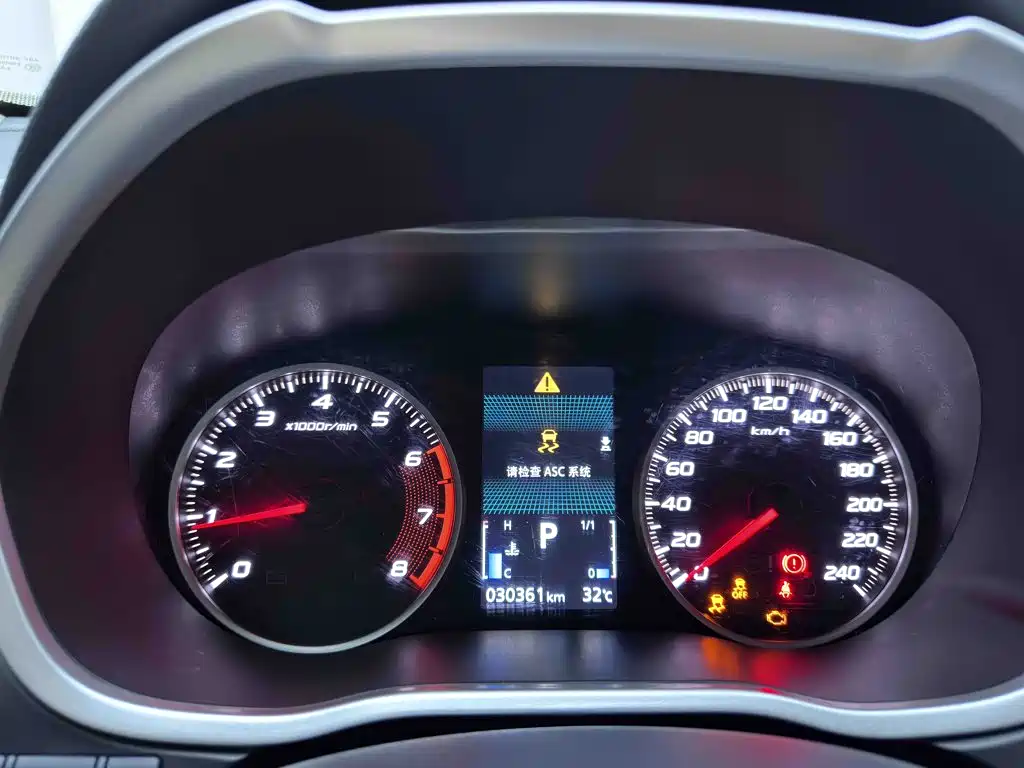 Mitsubishi Eclipse Cross — миниатюра 12
