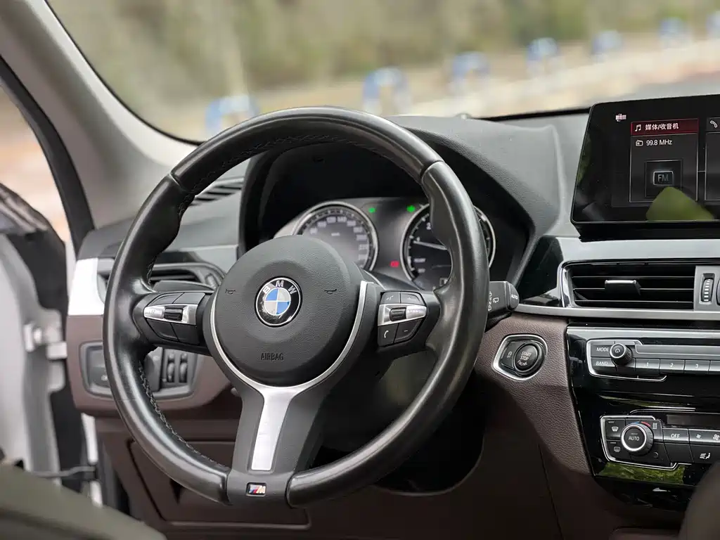 BMW X1 — миниатюра 4