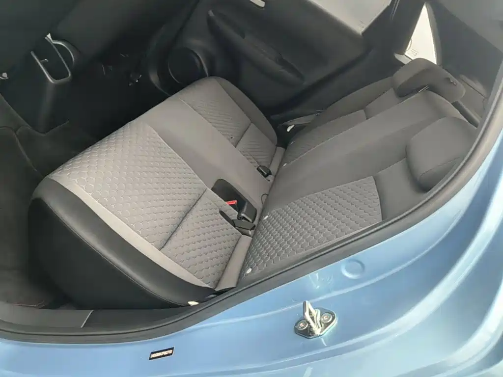 Honda Fit — миниатюра 17
