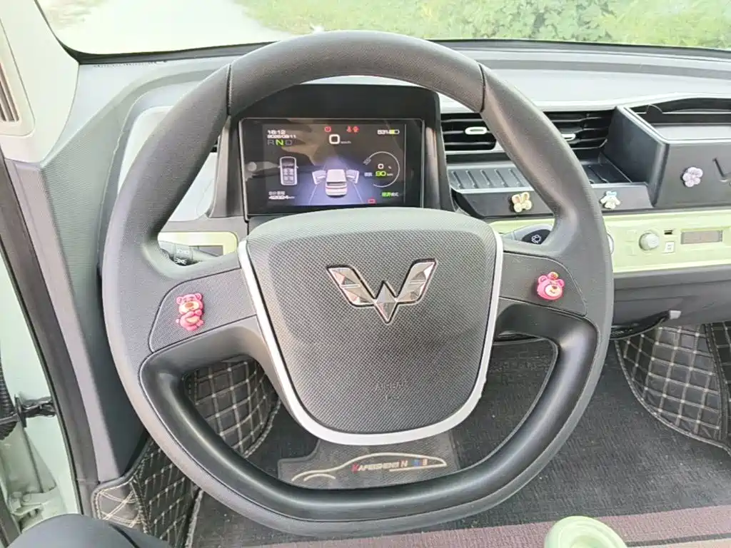 Wuling MINIEV — миниатюра 11