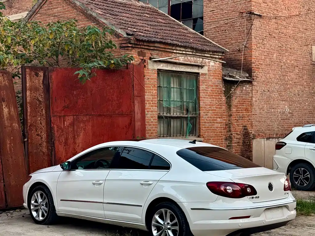 Volkswagen CC — миниатюра 4