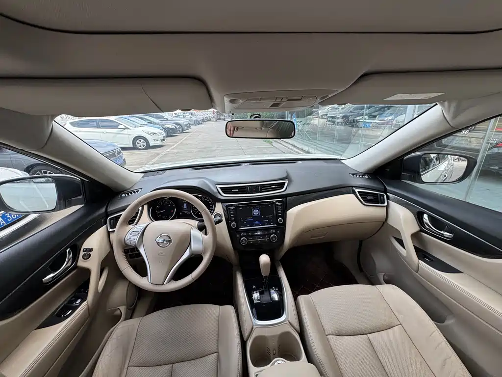Nissan X-Trail — миниатюра 5