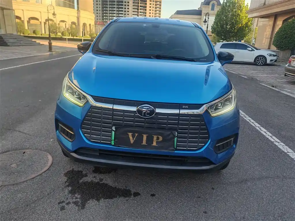 BYD Yuan EV — миниатюра 5