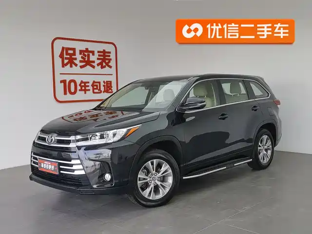 TOYOTA HIGHLANDER