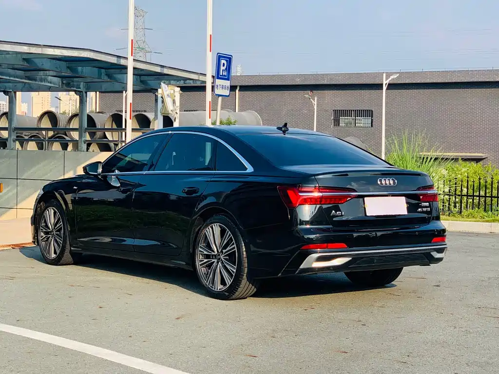Audi A6L — миниатюра 7