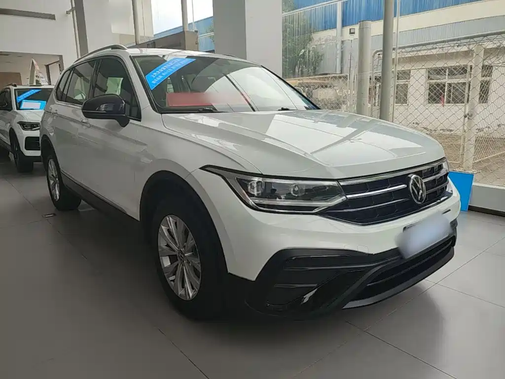 Volkswagen Tiguan L — миниатюра 4
