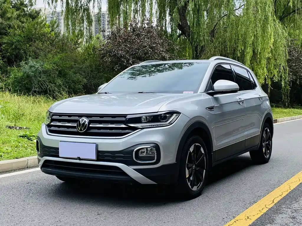 Купить Volkswagen Tacqua