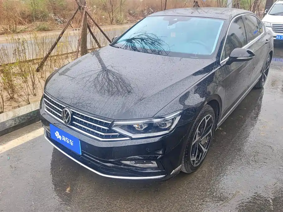 Volkswagen Magotan 2025