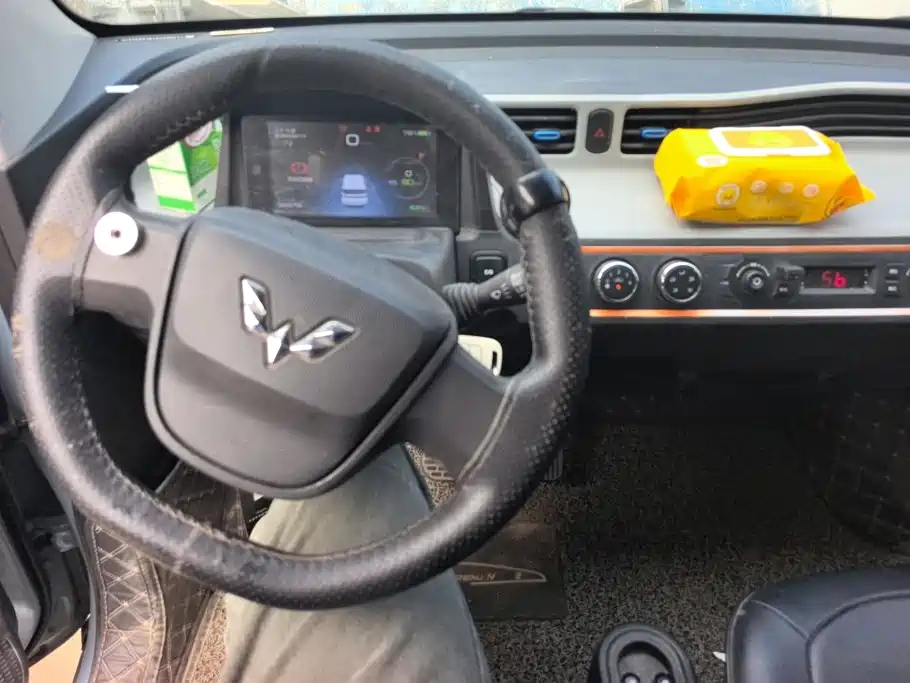 Wuling MINIEV — миниатюра 12
