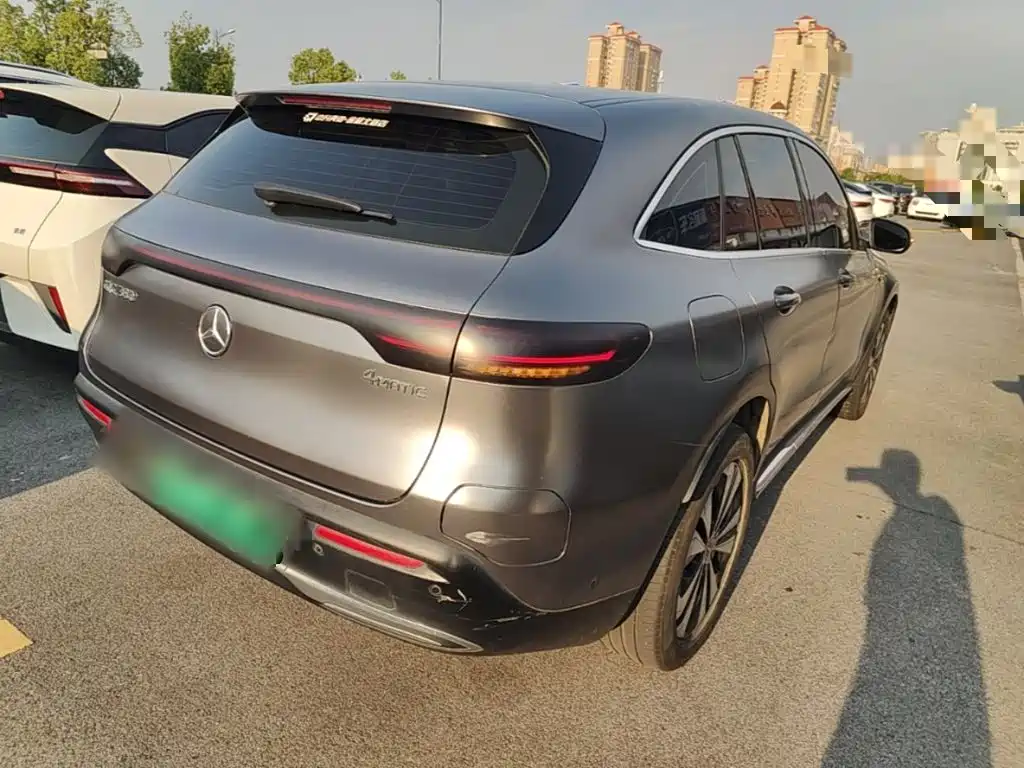 Mercedes-Benz EQC — миниатюра 7