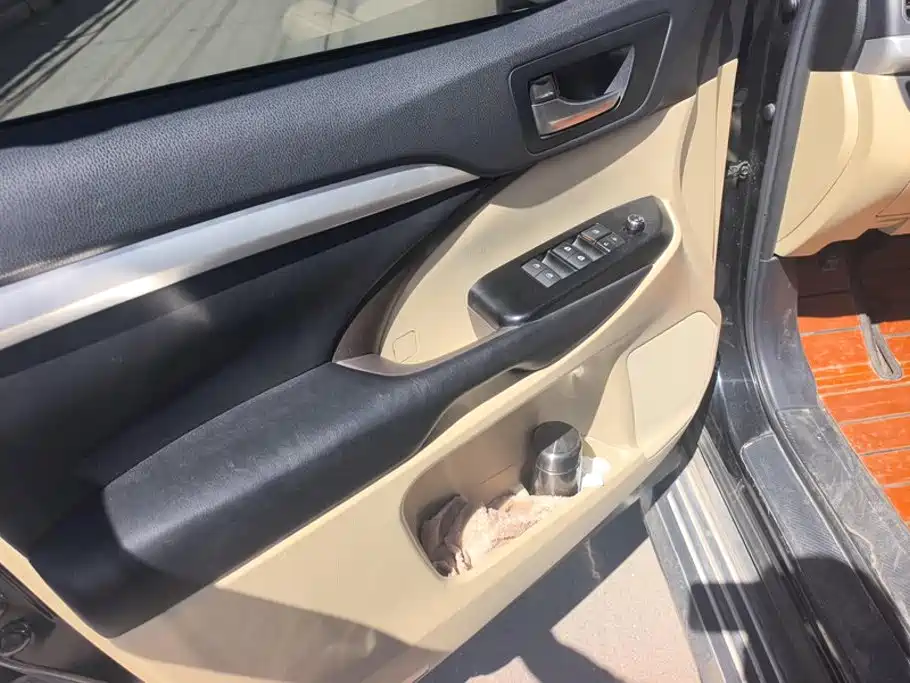 Toyota Highlander — миниатюра 7
