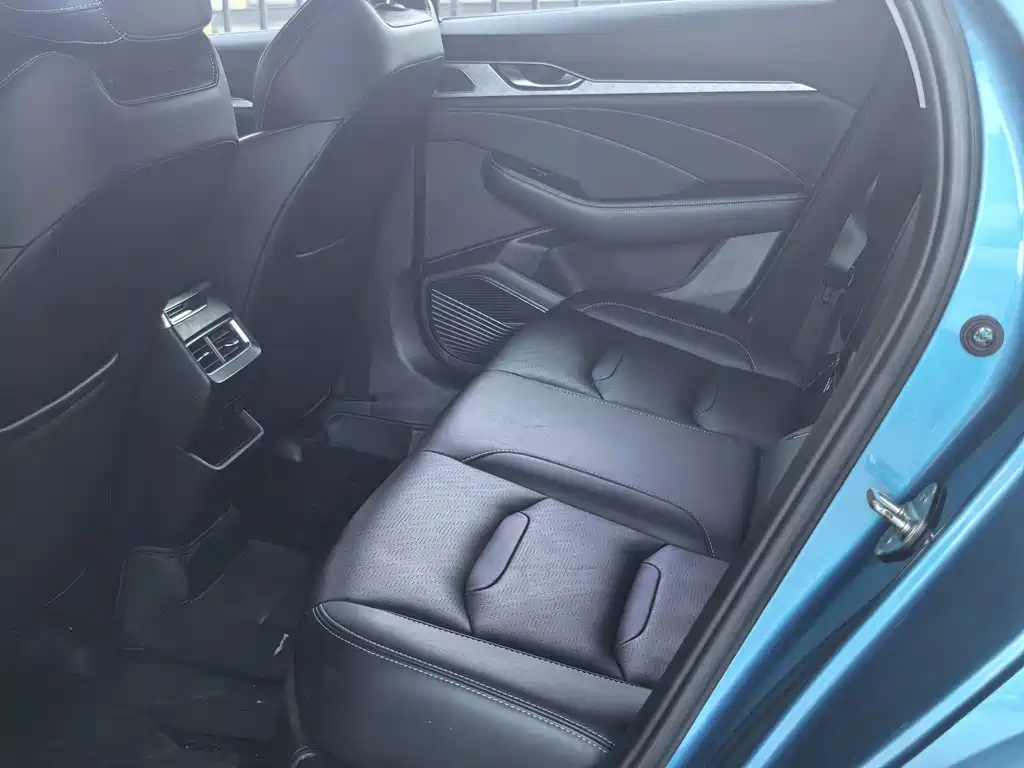 Geely Xingrui — миниатюра 9