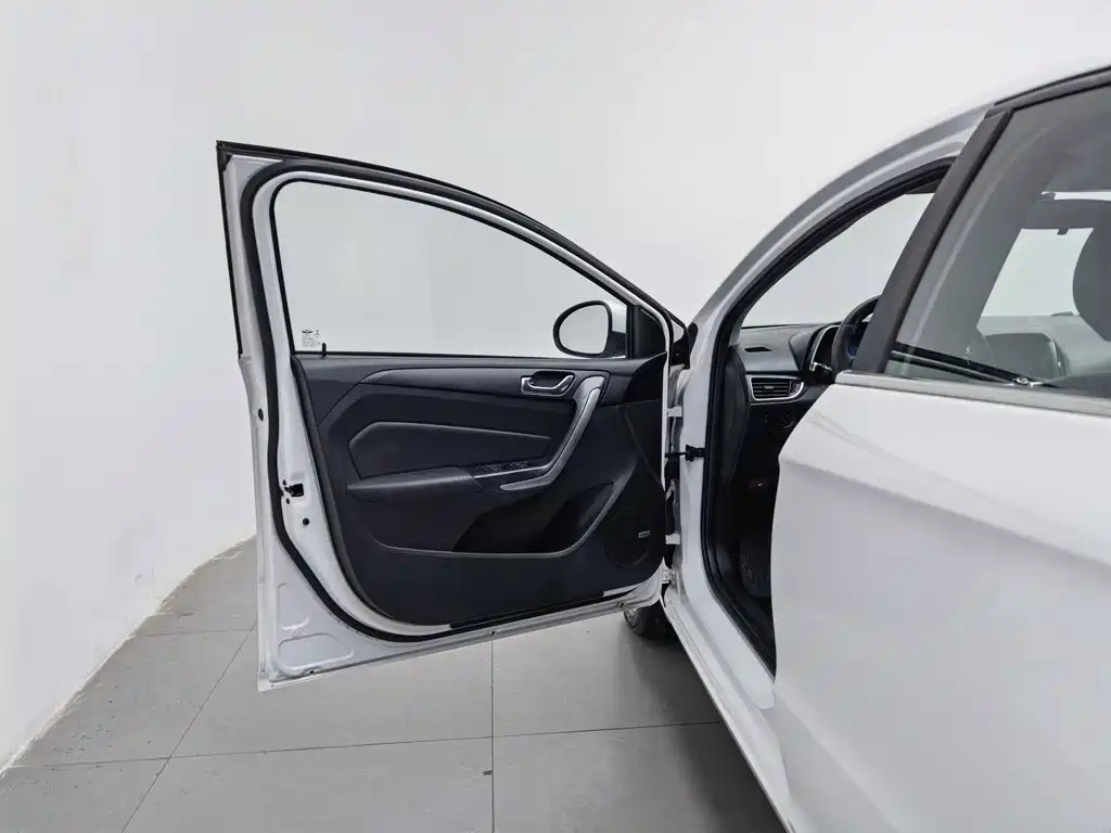 Chery Arrizo 5 — миниатюра 8
