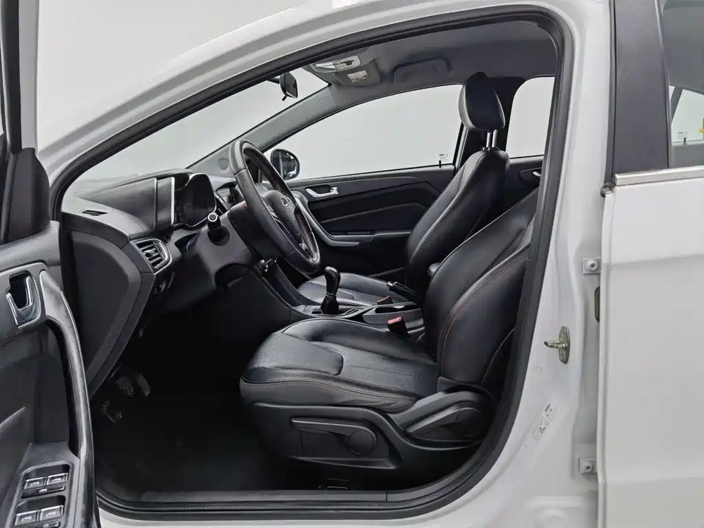 Chery Arrizo 5 — миниатюра 10