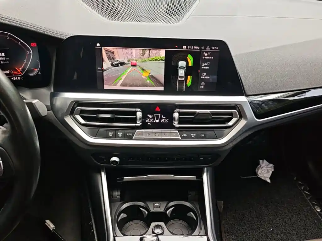 BMW 3 Series — миниатюра 13