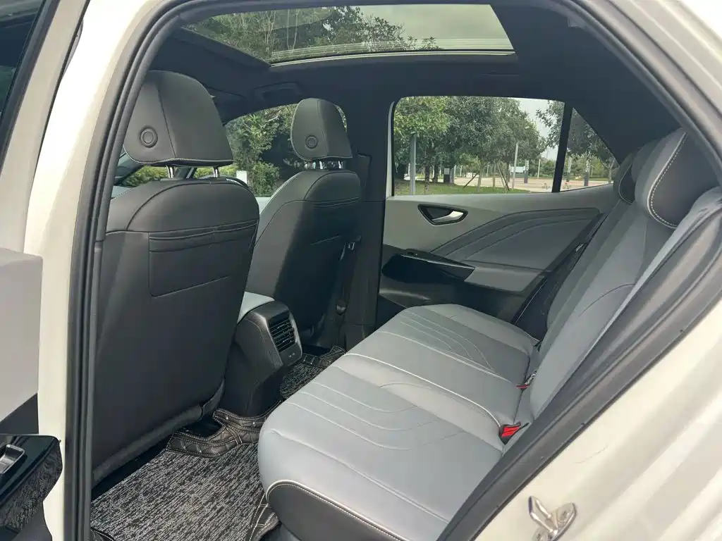 Volkswagen ID.3 — миниатюра 7