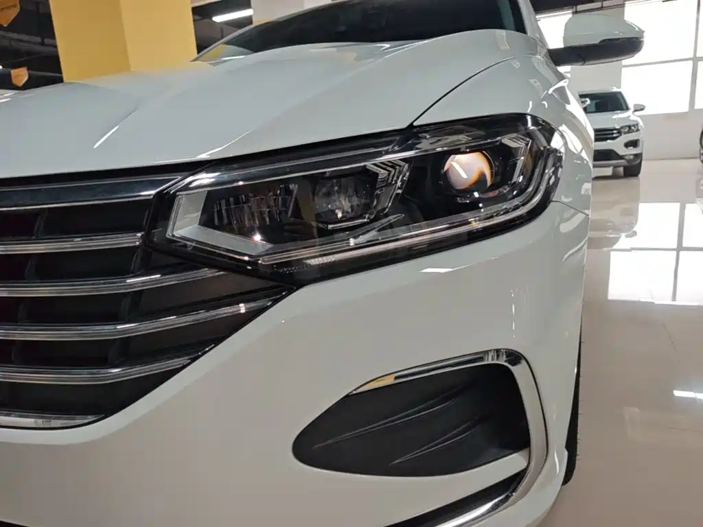 Volkswagen Lavida — миниатюра 24
