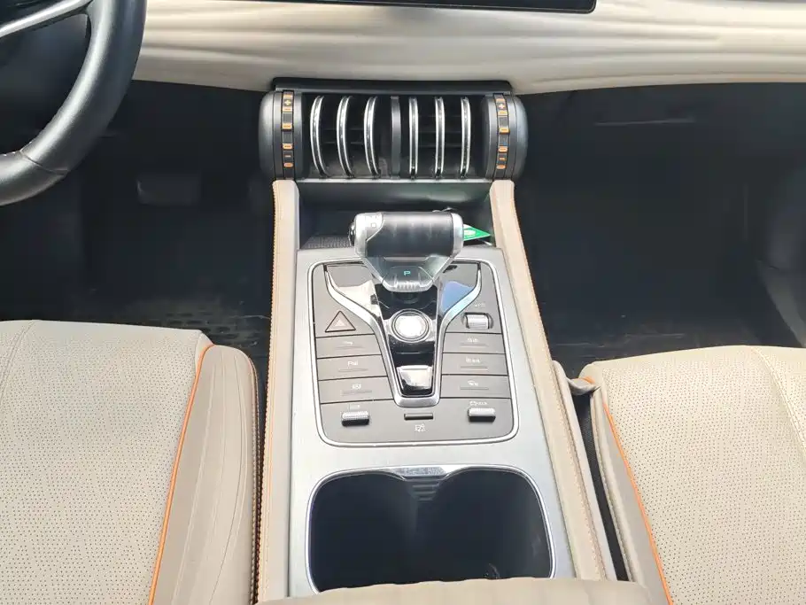 BYD Yuan Plus — миниатюра 16