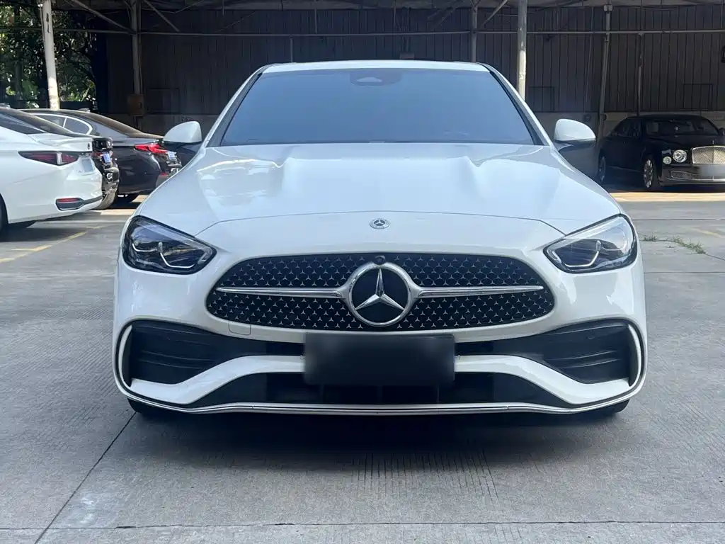 Mercedes-Benz C-Class — миниатюра 3