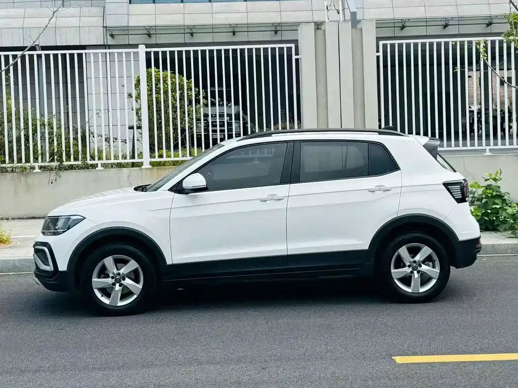 Volkswagen T-Cross — миниатюра 2