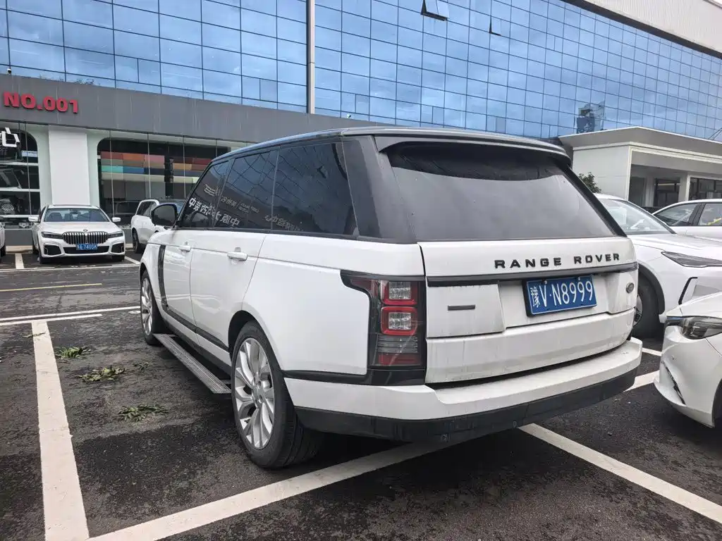 Land Rover Range Rover — миниатюра 5