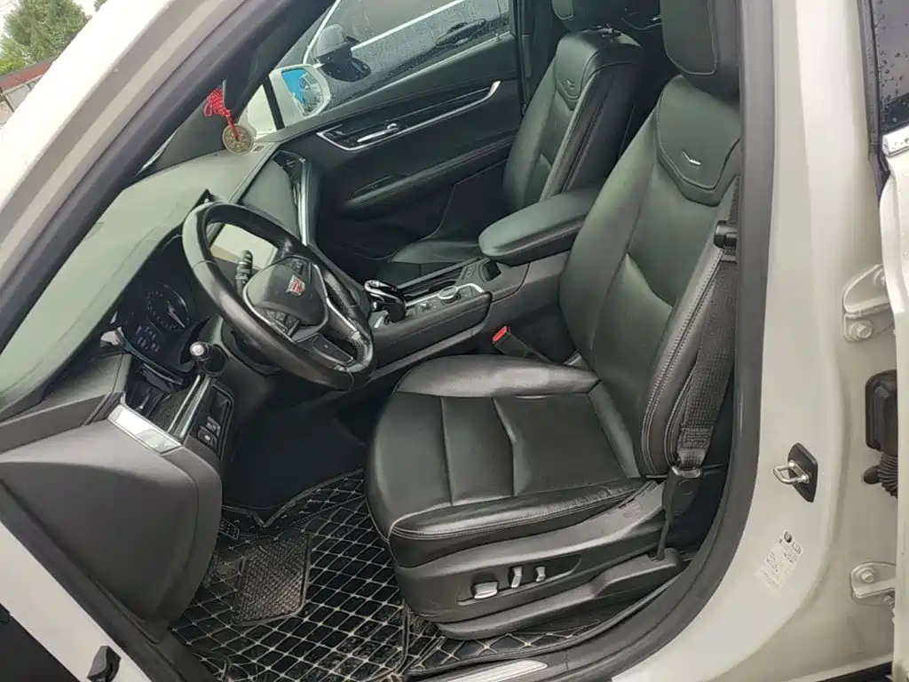 Cadillac XT5 — миниатюра 11