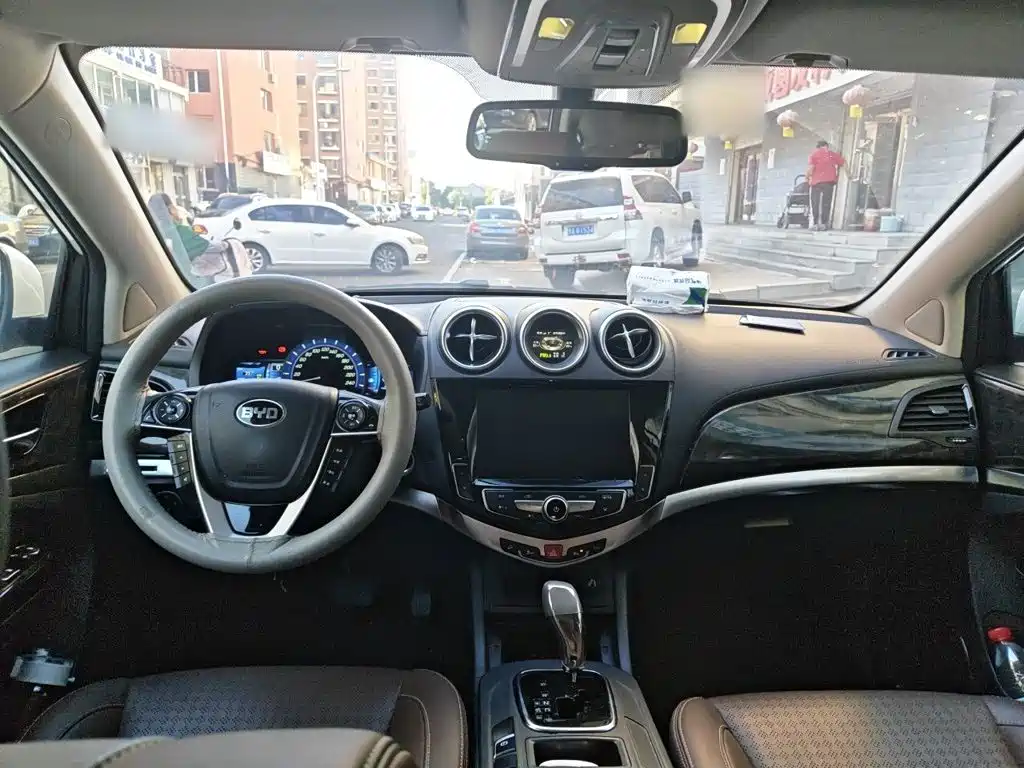 BYD S7 — миниатюра 5