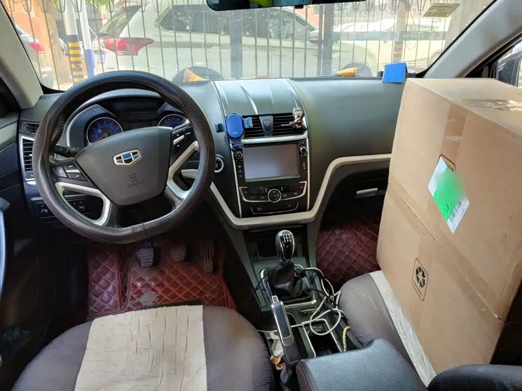 Geely Emgrand — миниатюра 10