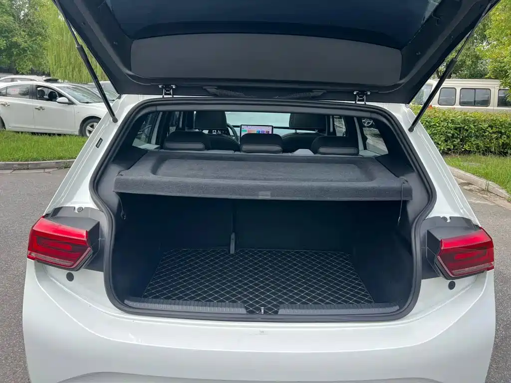 Volkswagen ID.3 — миниатюра 9