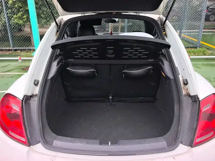 Volkswagen Beetle — миниатюра 4