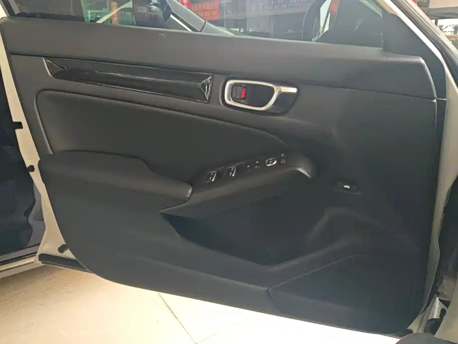 Honda Civic — миниатюра 7