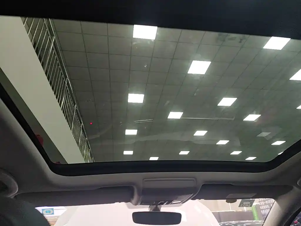 Volkswagen Touran — миниатюра 18
