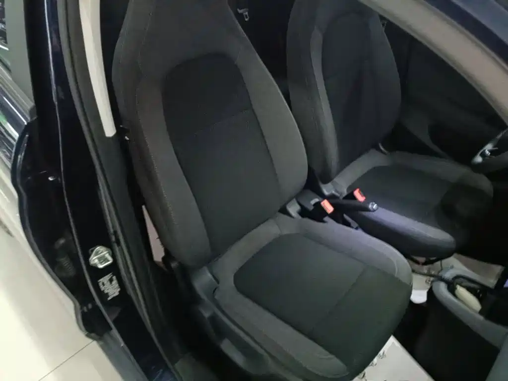 Leapmotor Leapmotor T03 — миниатюра 25