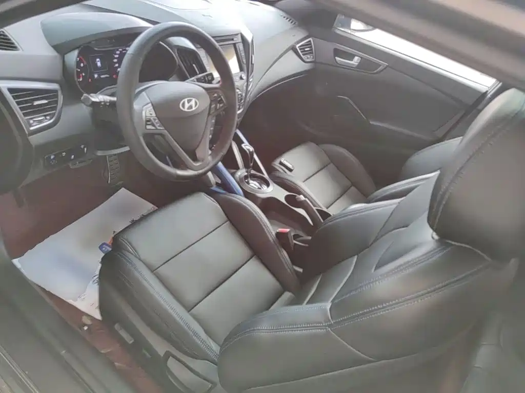Hyundai Veloster — миниатюра 15