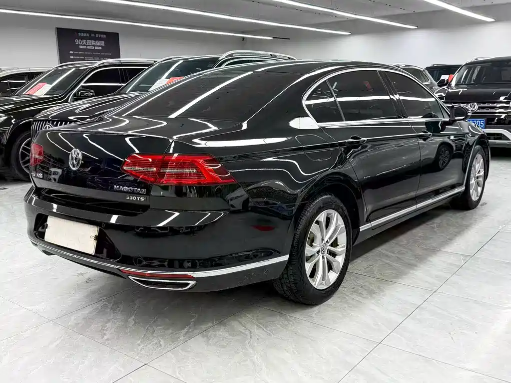 Volkswagen Magotan — миниатюра 6