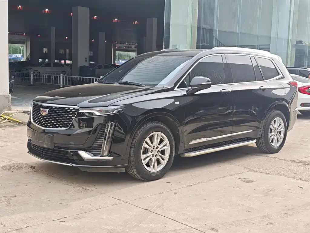 Купить Cadillac XT6