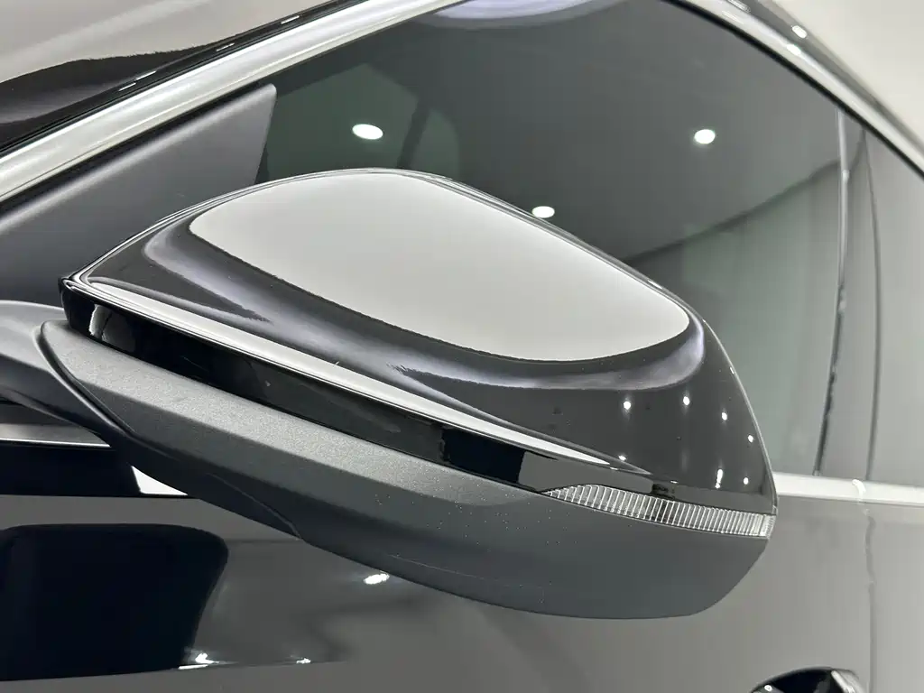 Audi Q8 — миниатюра 19