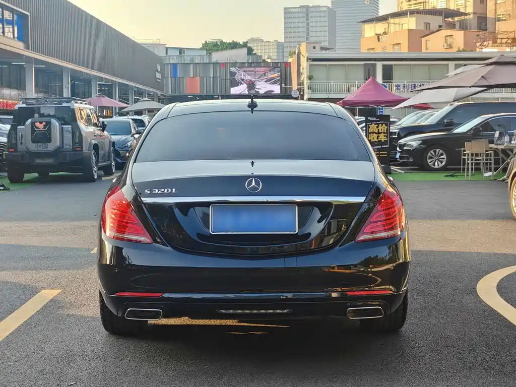 Mercedes-Benz S-Class — миниатюра 9