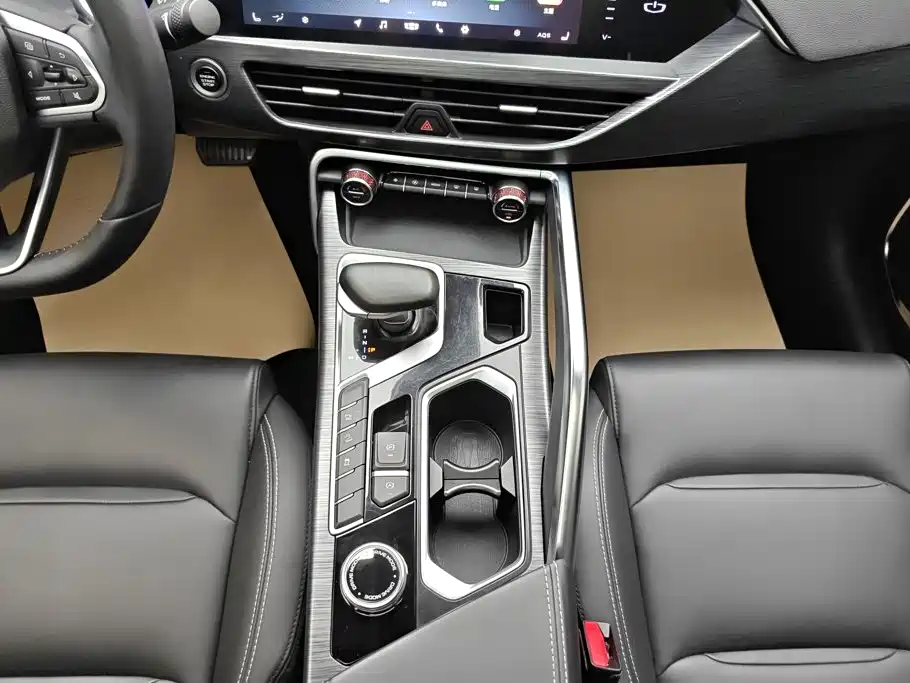 Geely Xingyue — миниатюра 16