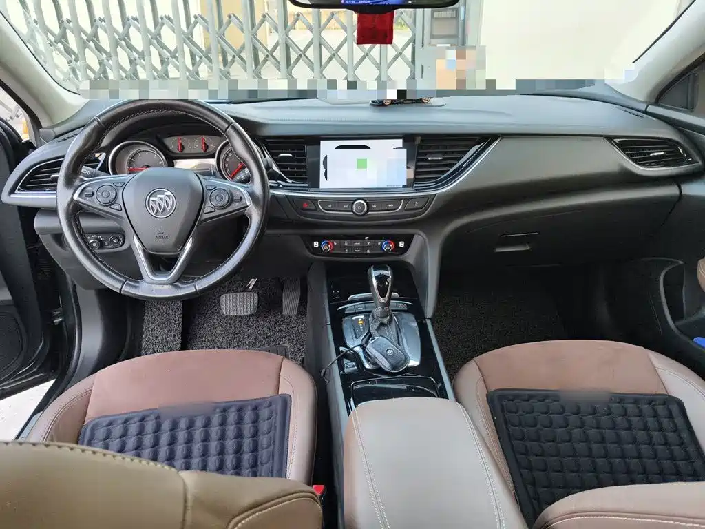 Buick Regal — миниатюра 13