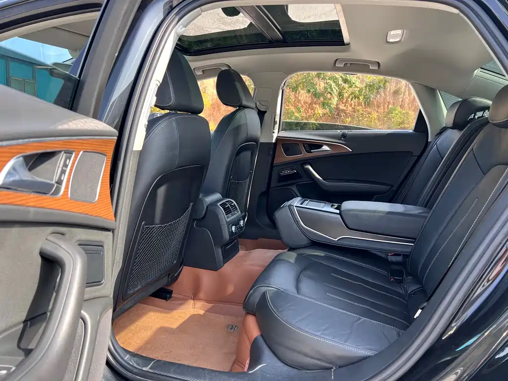 Audi A6L — миниатюра 10